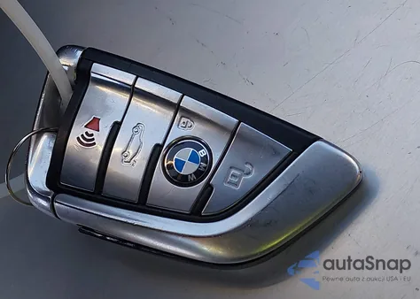 2018 BMW 740I из США, поврежденный, VIN WBA7E2C54JG742961